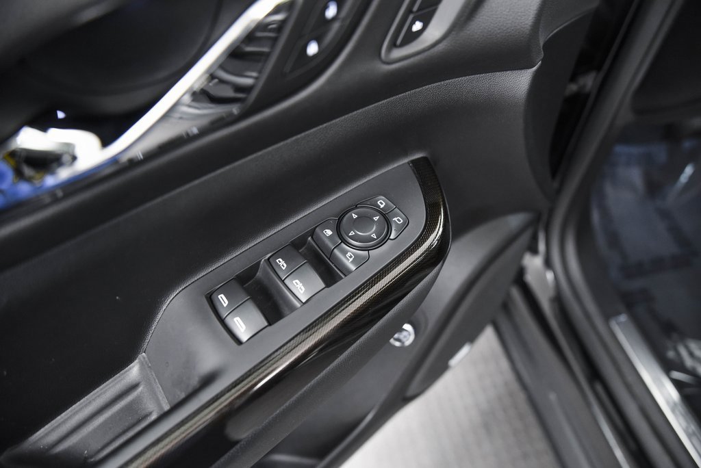 Used 2023 GMC Acadia AT4 image 10