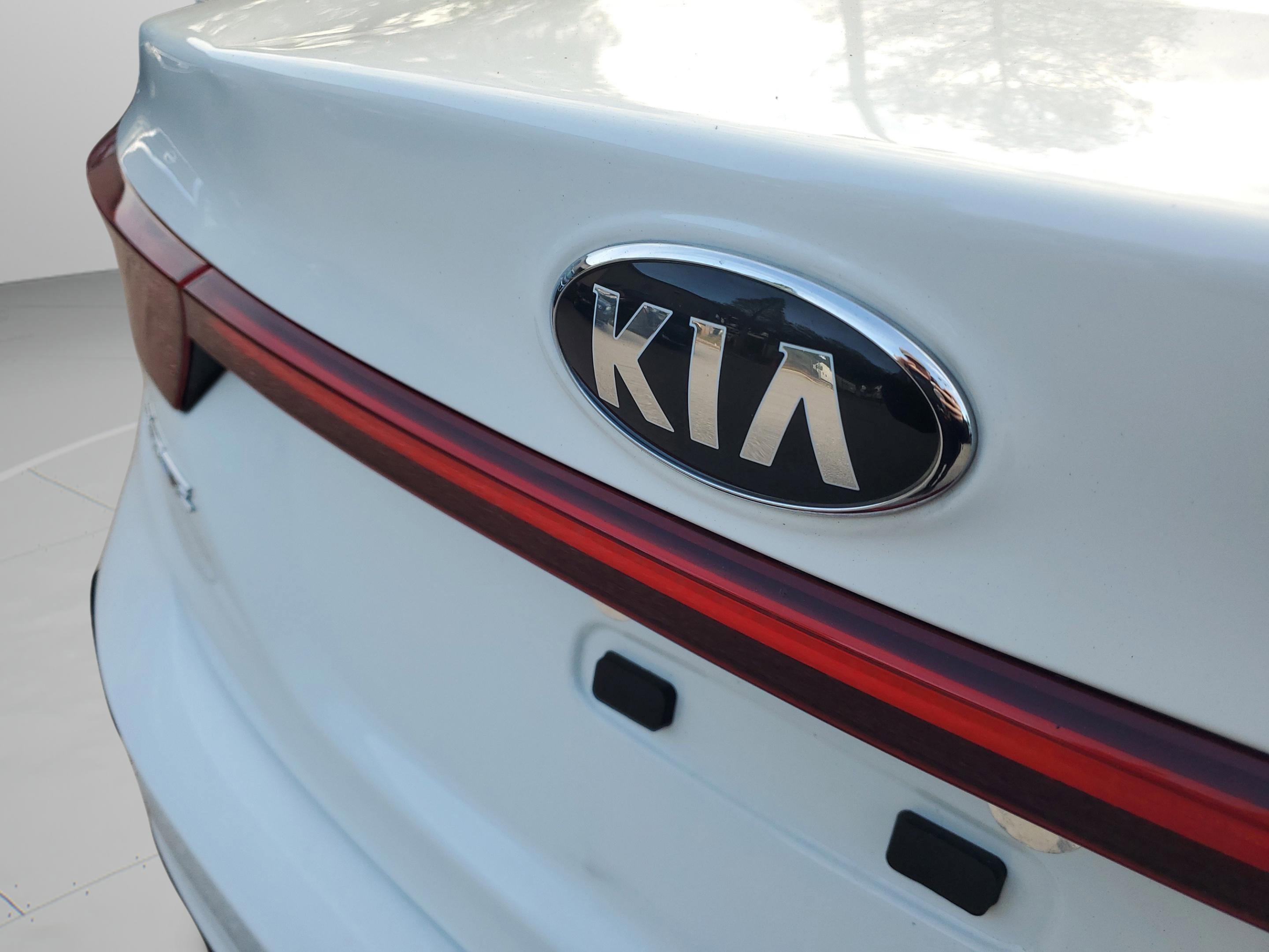 Certified 2021 Kia Forte LXS image 7