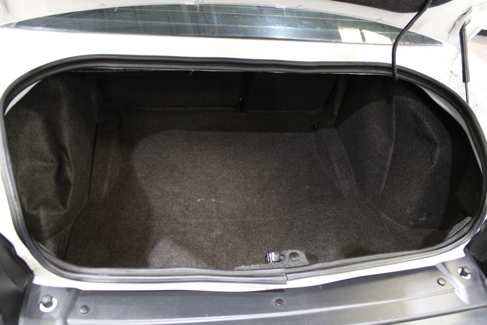Used 2020 Dodge Challenger R/T RWD image 14