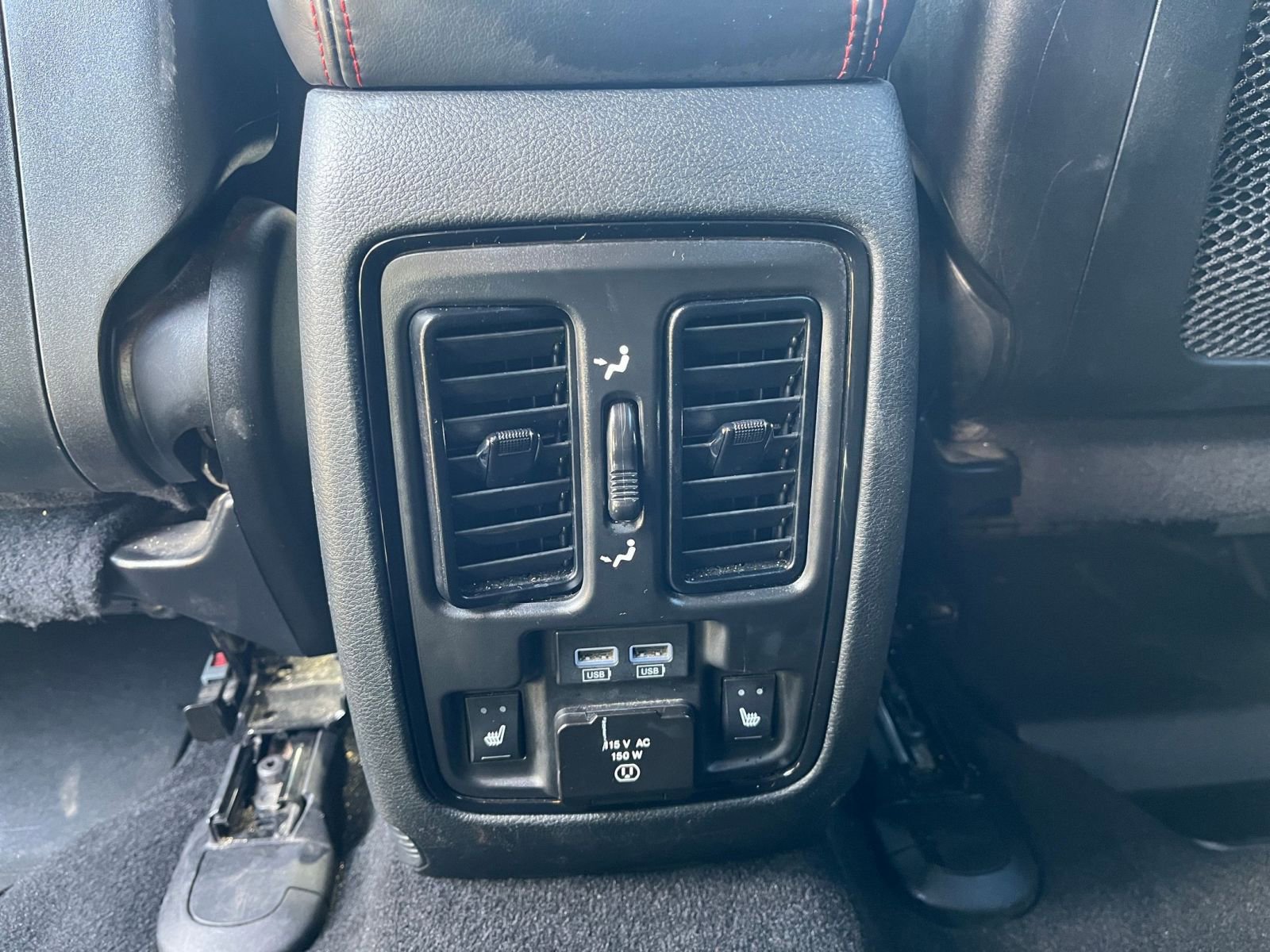 Used 2023 Dodge Durango GT image 32