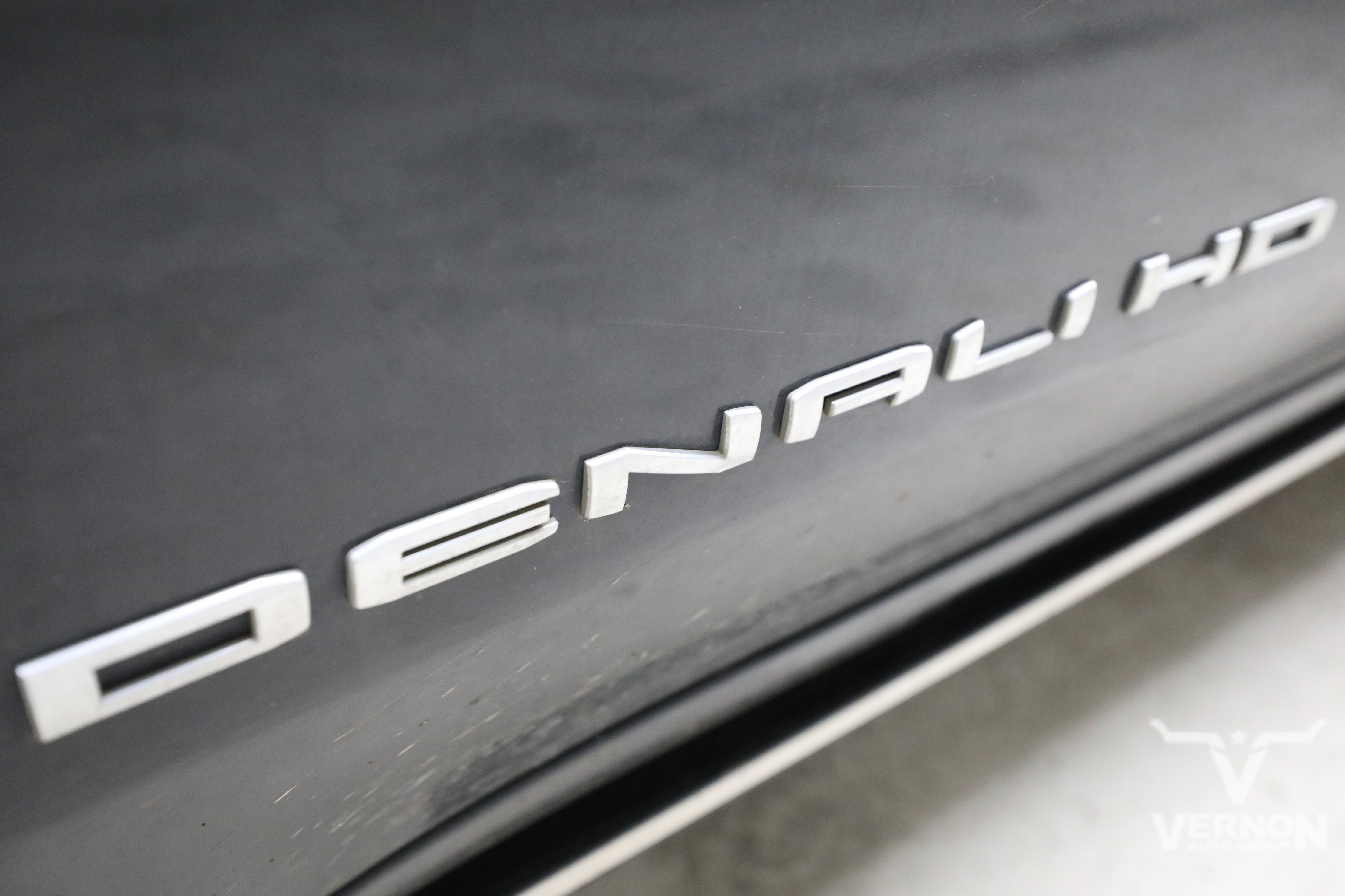 Used 2024 GMC Sierra 2500 Denali Ultimate AWD/4WD image 11
