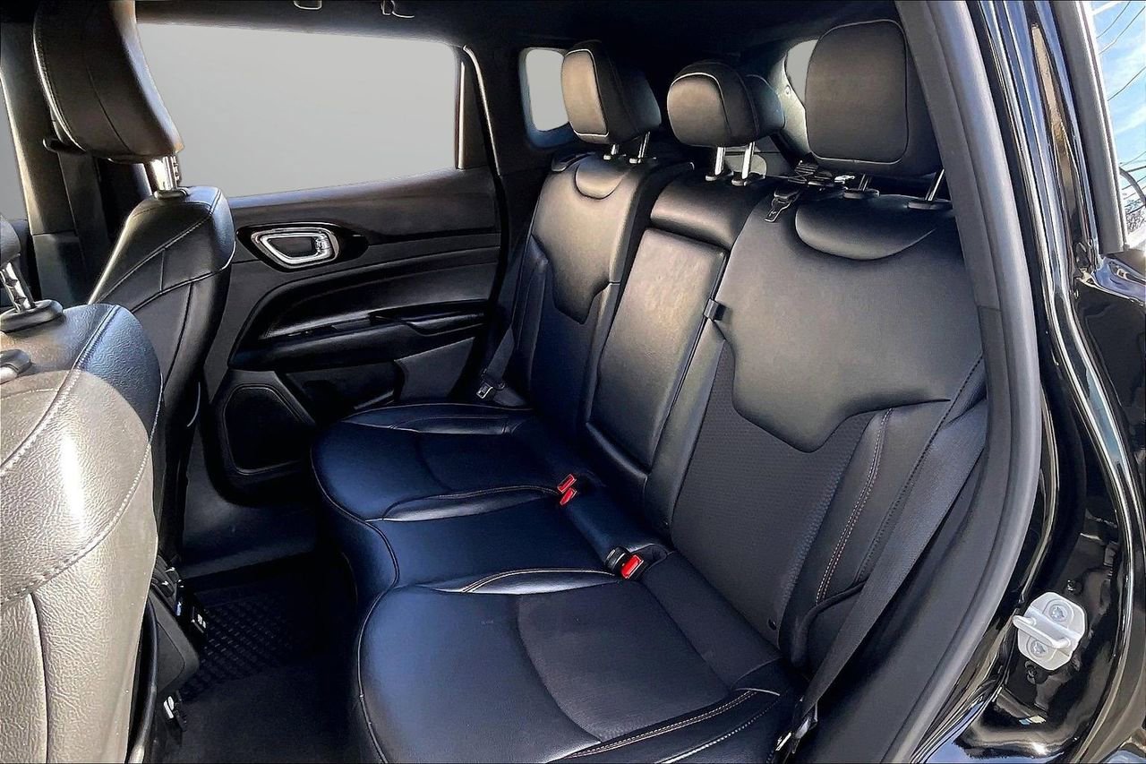 Used 2024 Jeep Compass Trailhawk image 22