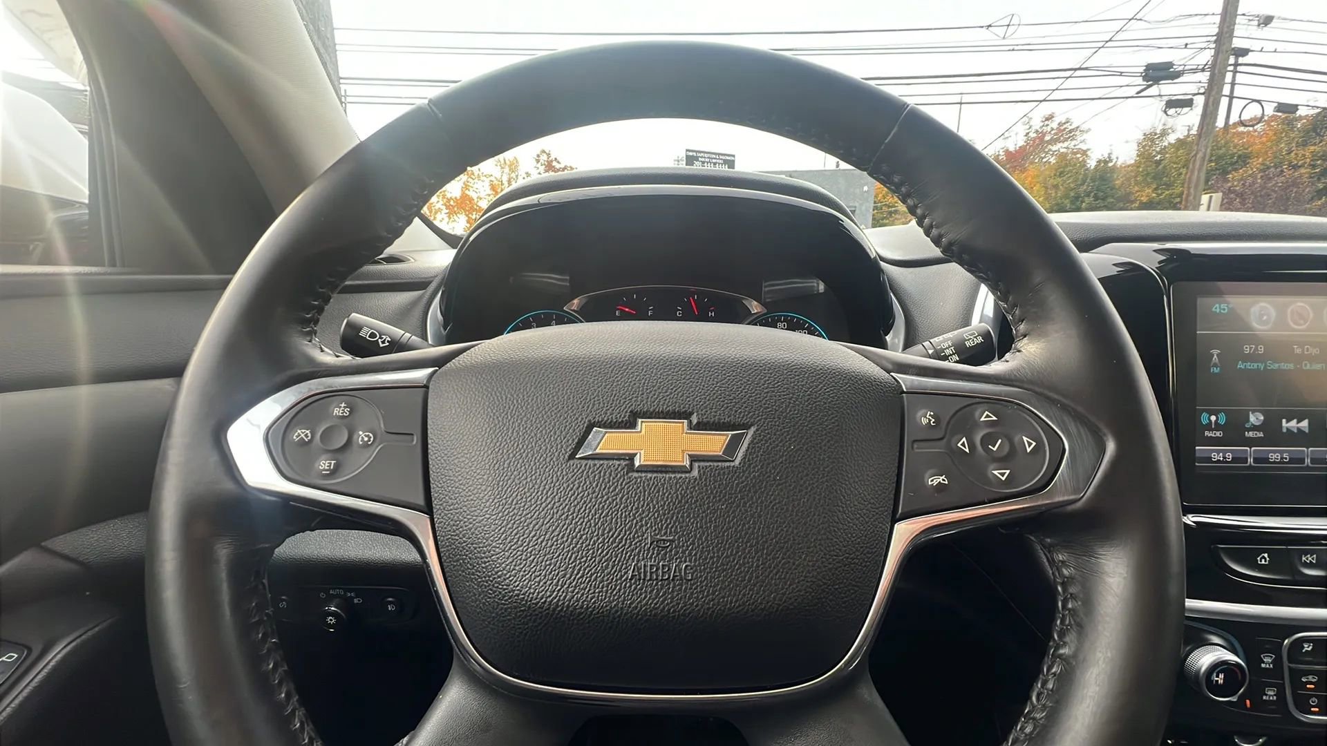 Used 2019 Chevrolet Traverse LT w/ LT Premium Package image 13