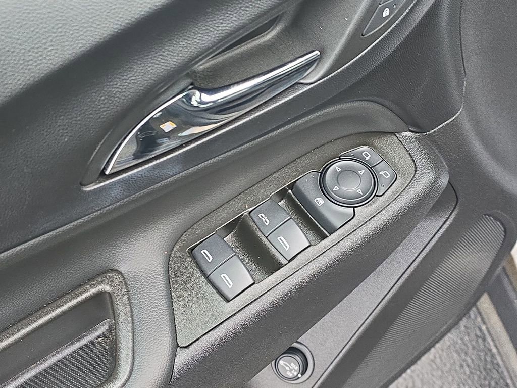 Used 2023 Chevrolet Equinox LT FWD image 17