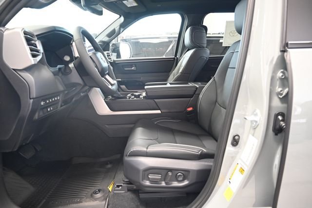 New 2026 Toyota Tundra Limited AWD/4WD image 11