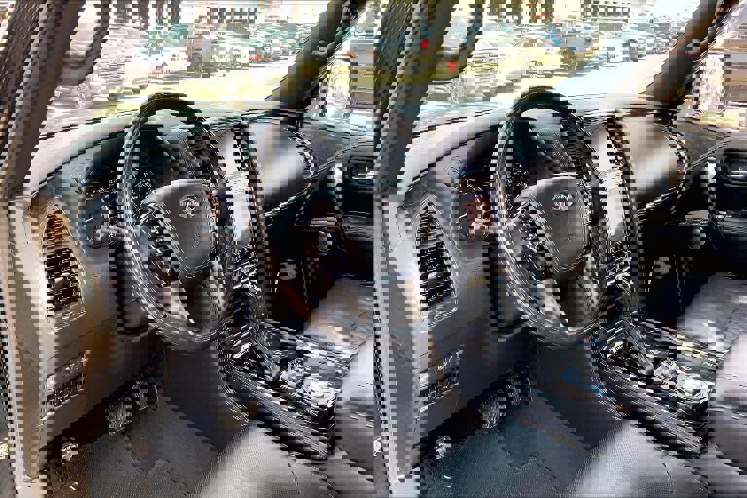 Used 2021 INFINITI QX80 Sensory w/ Cargo Package image 18