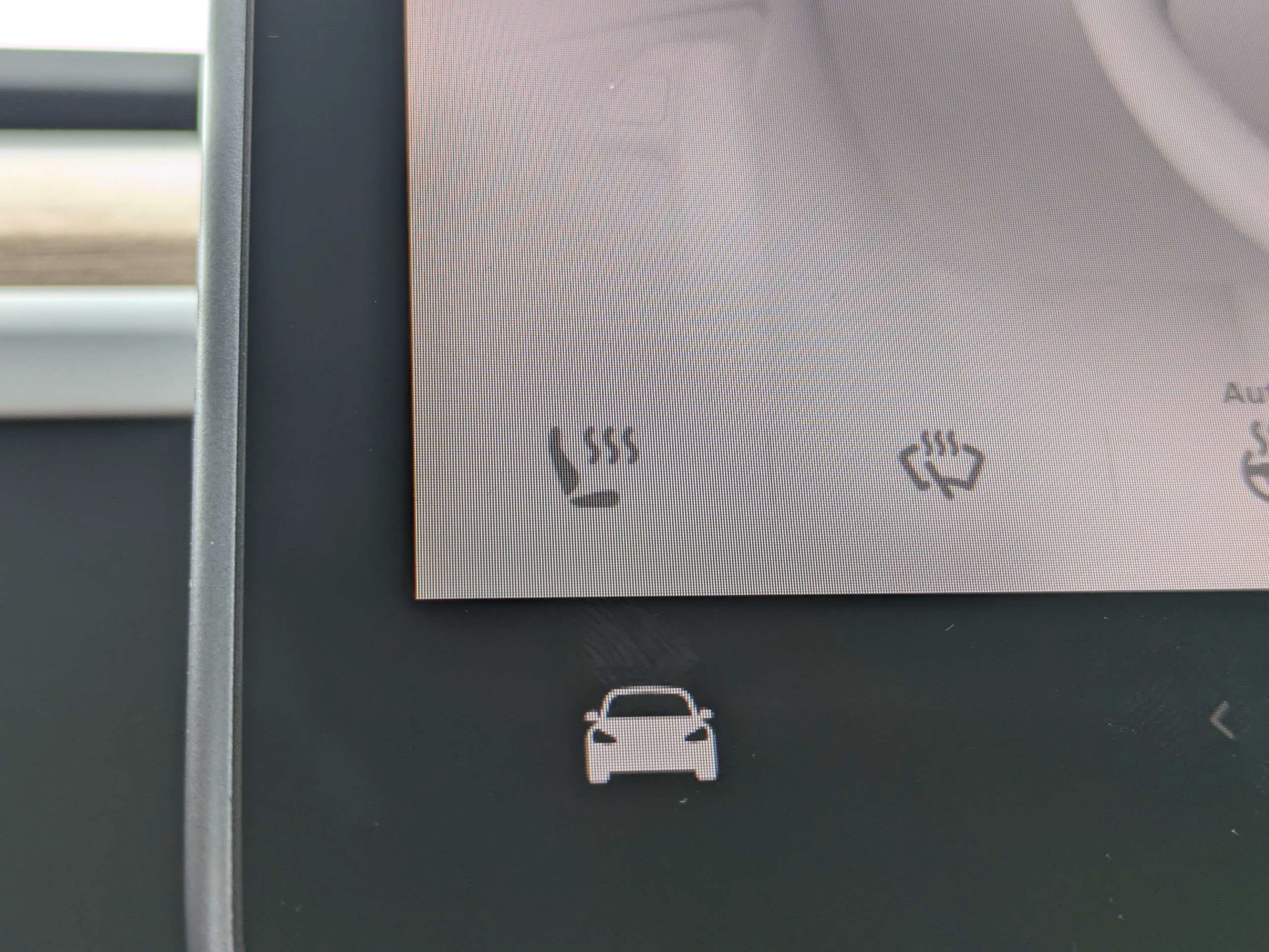 Used 2024 Tesla Model Y Long Range AWD/4WD image 22
