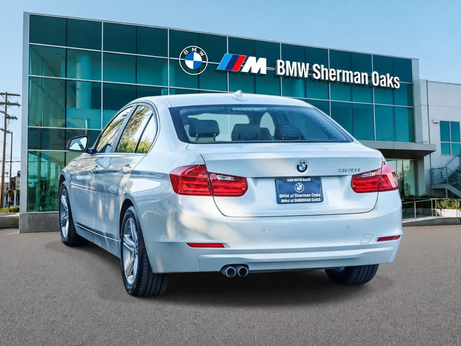 Used 2015 BMW 328i Sedan RWD image 6