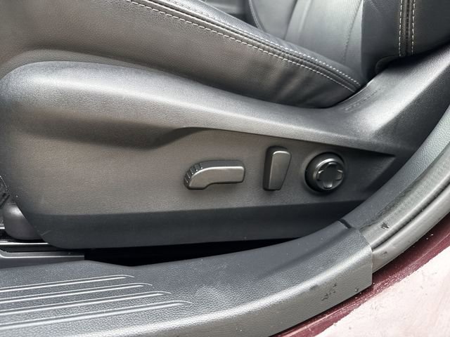 Certified 2023 Subaru Outback Limited AWD/4WD image 19