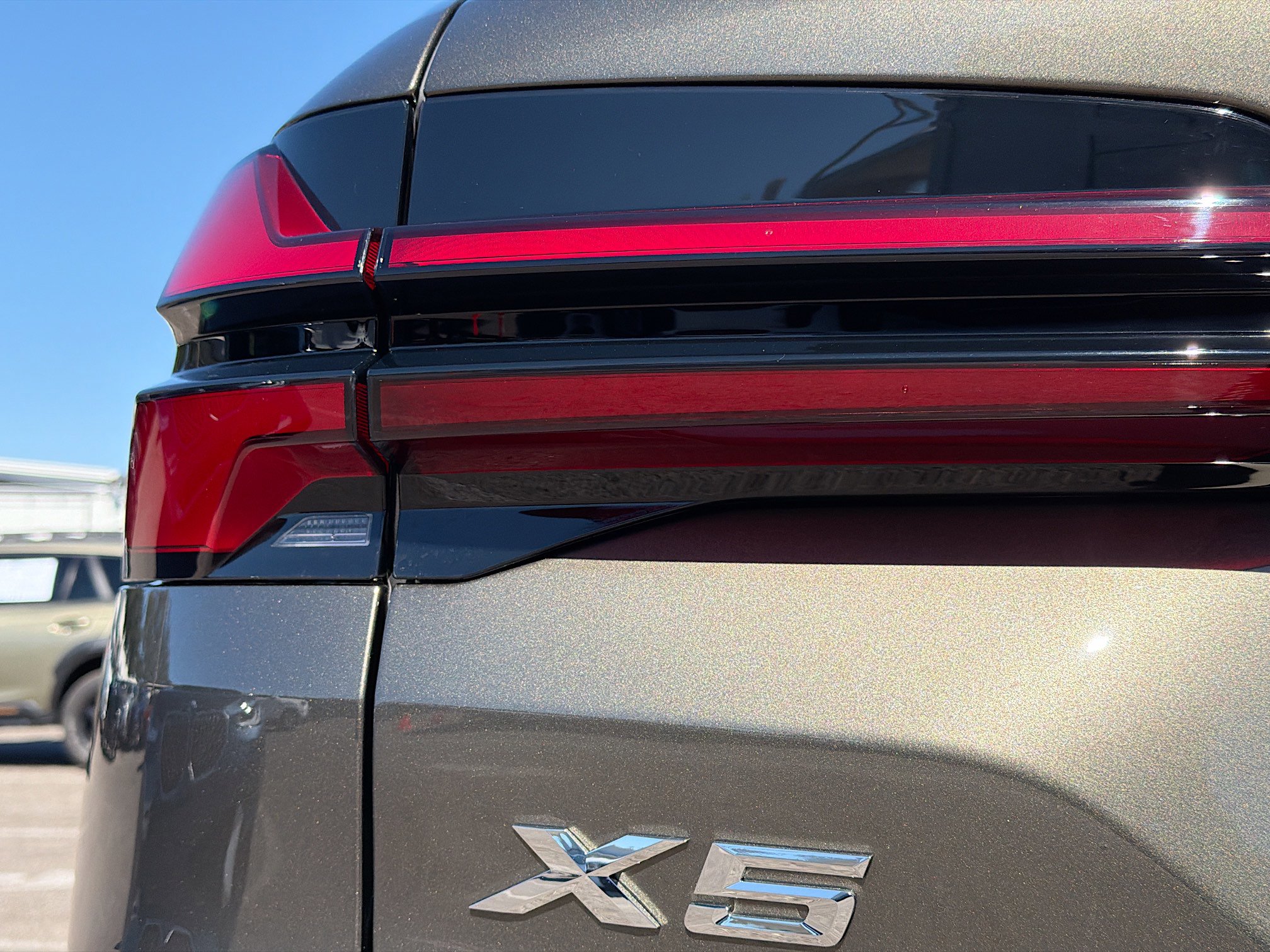 New 2026 BMW X5 xDrive50e w/ M Sport Package image 10