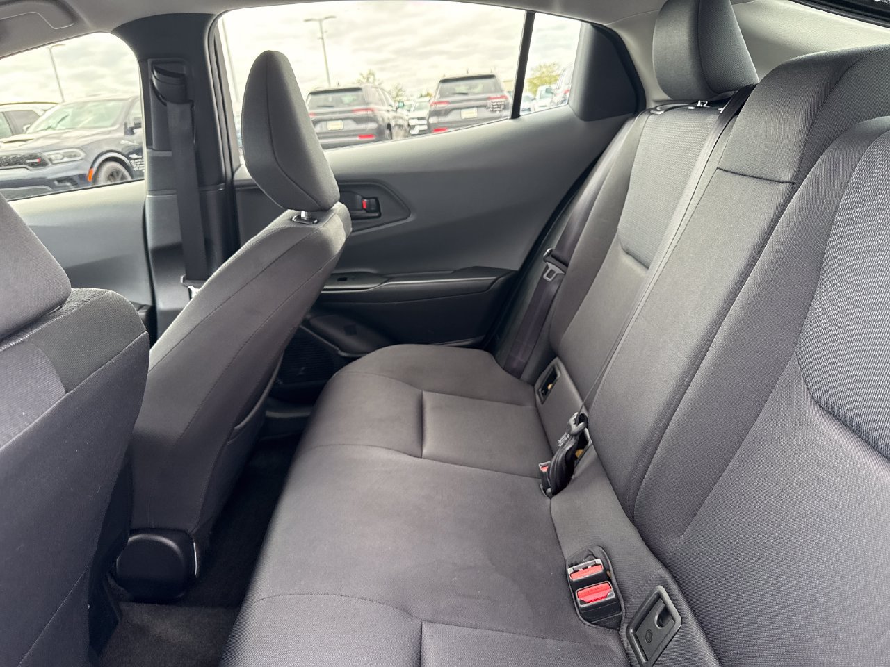 Used 2025 Toyota Prius LE FWD image 12