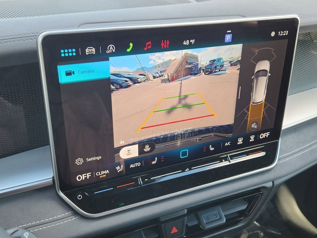 New 2026 Volkswagen Tiguan SE R-Line image 9