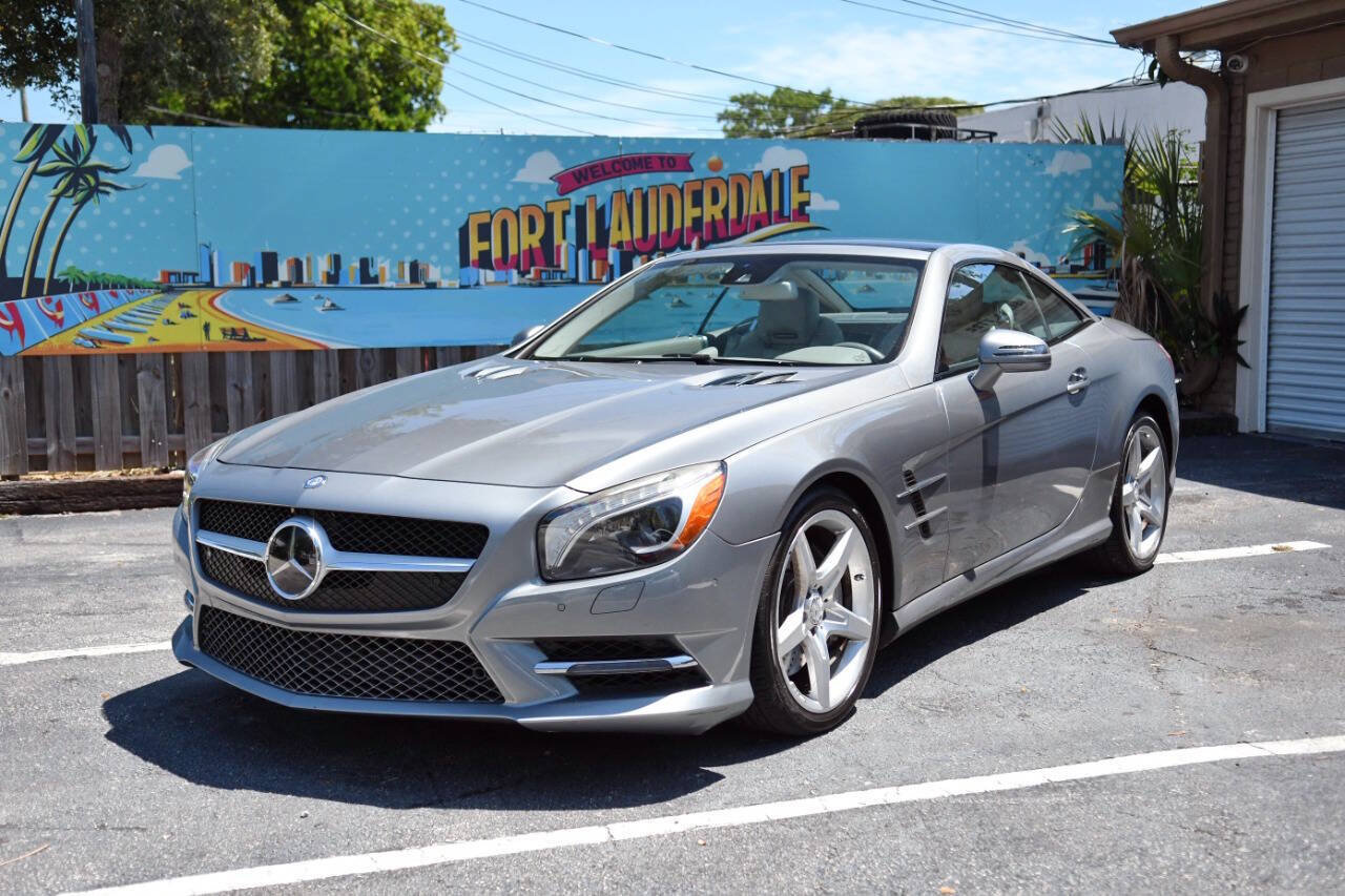 Used 2014 Mercedes-Benz SL 550 image 2