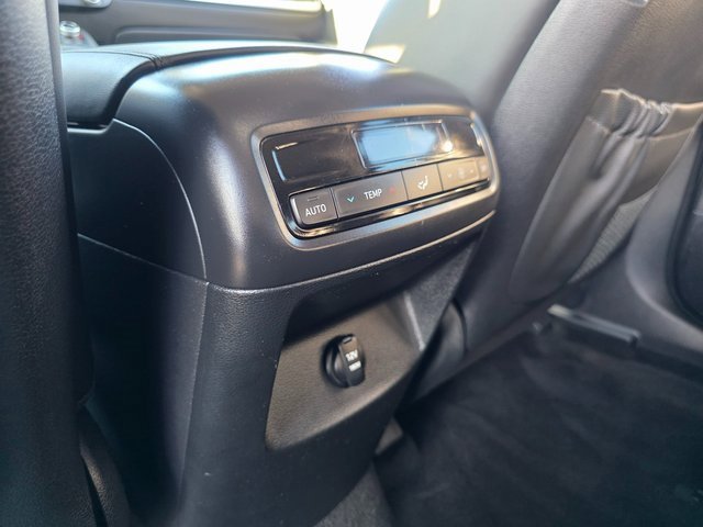 Certified 2023 Hyundai Palisade SEL image 18