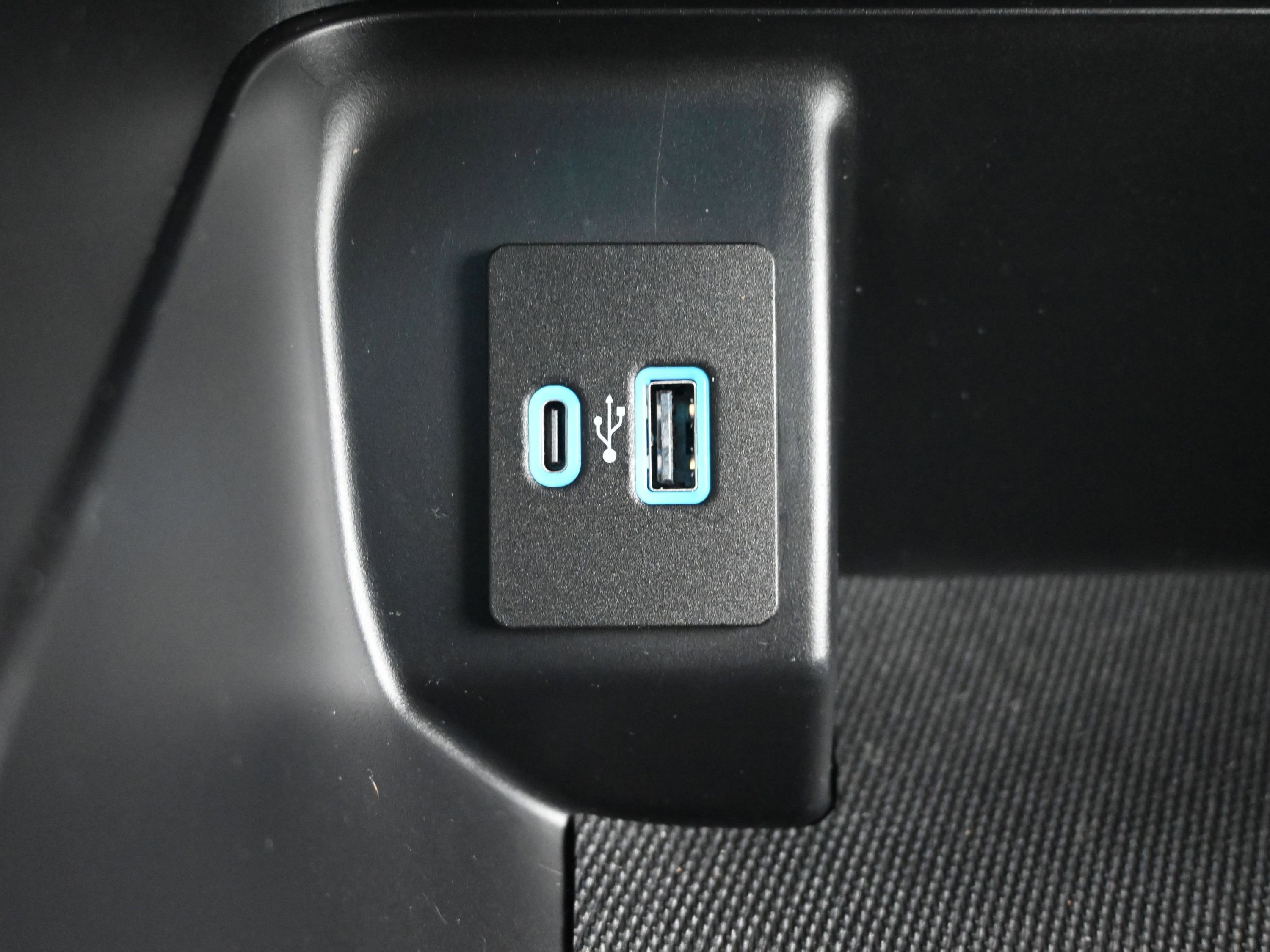 Used 2022 Ford F150 Tremor w/ Trailer Tow Package image 18