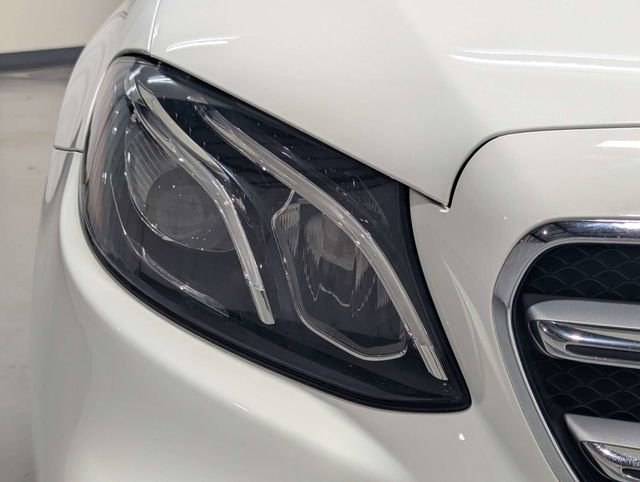 Used 2020 Mercedes-Benz E 450 4MATIC Sedan w/ Premium Package image 29