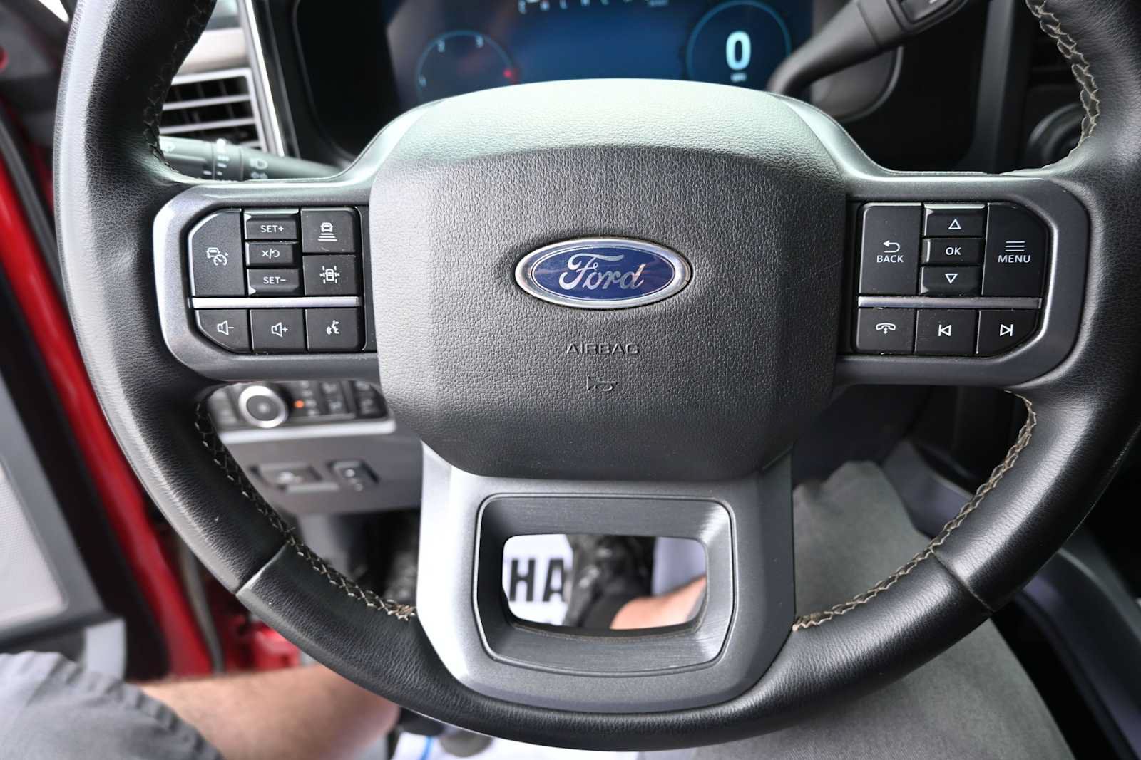 Used 2025 Ford F350 Lariat w/ Lariat Ultimate Package AWD/4WD image 22