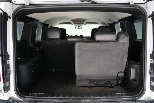 Used 2005 HUMMER H2 w/ Preferred Equipment Group AWD/4WD image 8