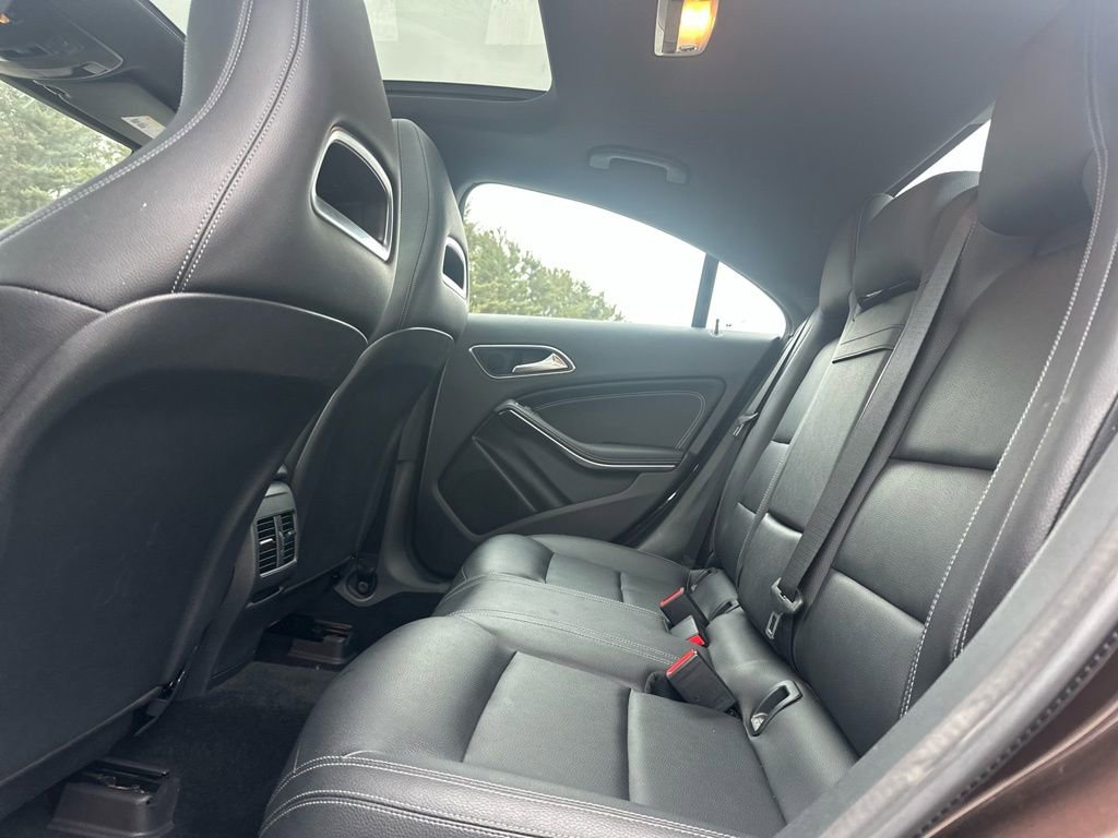Used 2018 Mercedes-Benz CLA 250 4MATIC image 19