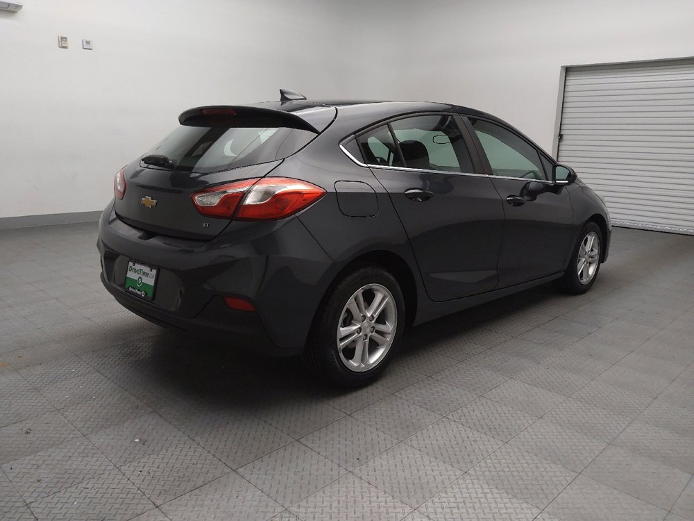 Used 2018 Chevrolet Cruze LT image 9