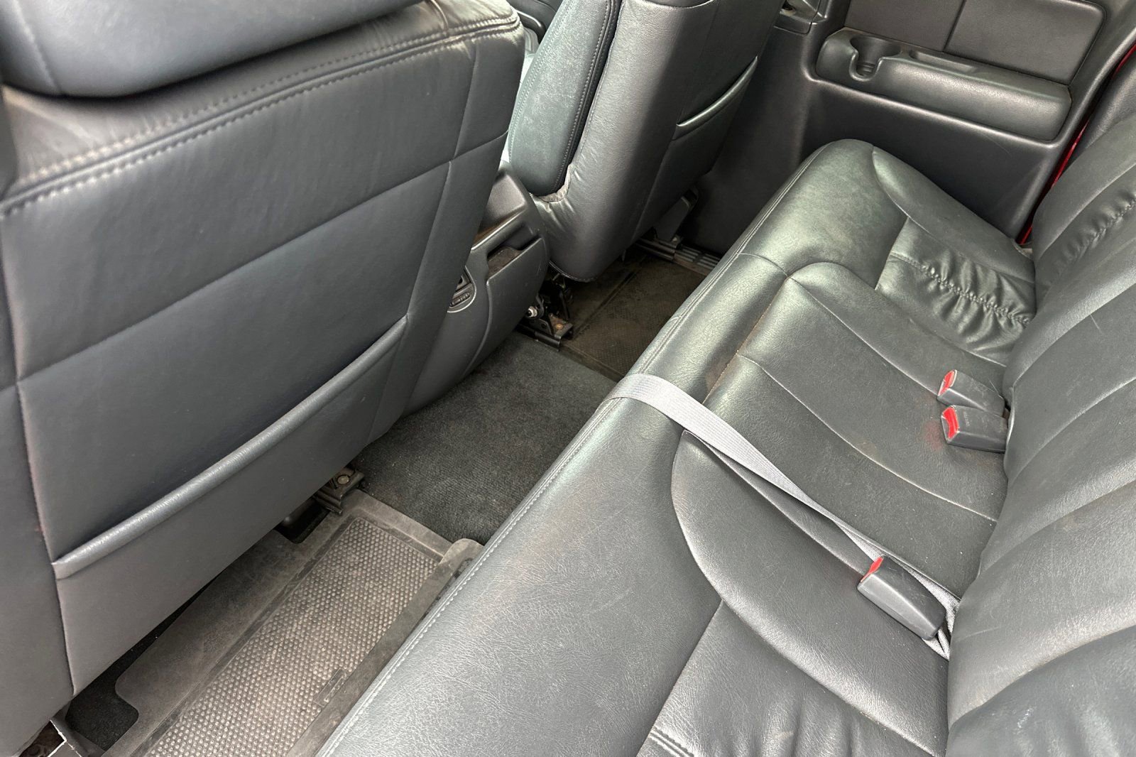Used 2001 Chevrolet Silverado 2500 LT RWD image 12