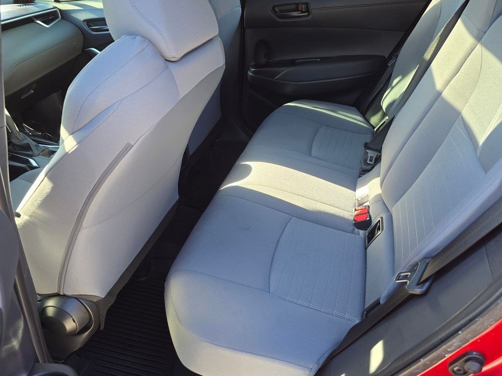 Used 2025 Toyota Corolla Cross AWD Hybrid w/ Moonroof Package image 28