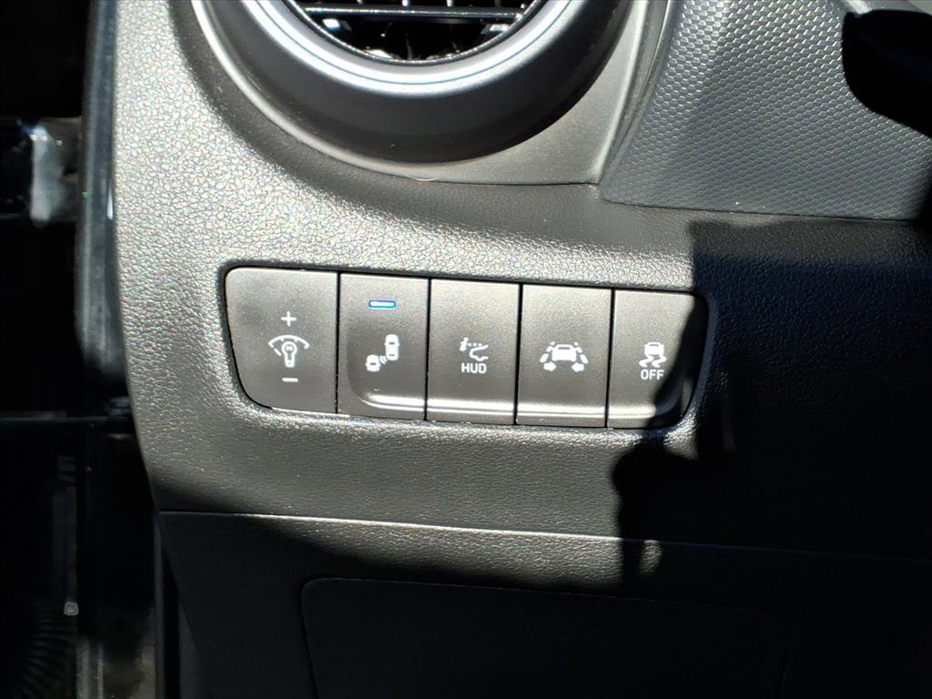 Used 2021 Hyundai Kona Ultimate image 21