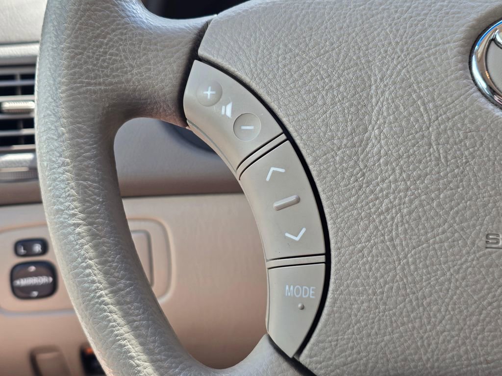 Used 2005 Toyota Sienna LE FWD image 16