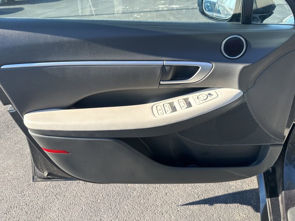 Used 2025 Hyundai Sonata SEL image 11