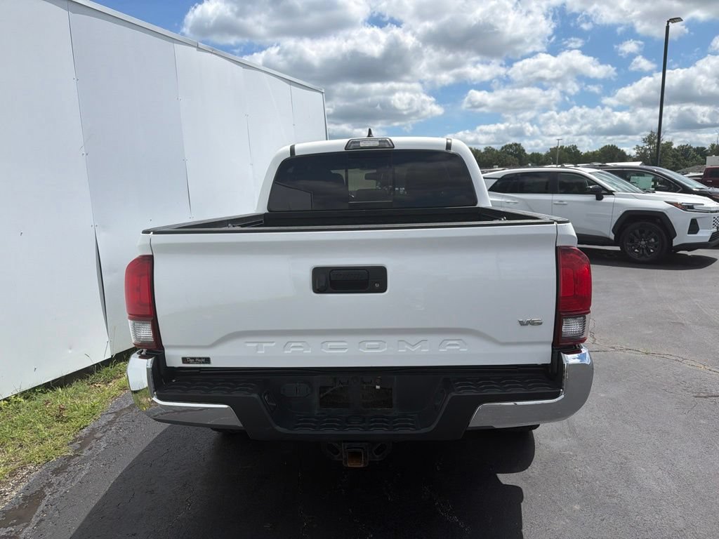 Used 2019 Toyota Tacoma TRD Off-Road AWD/4WD image 9