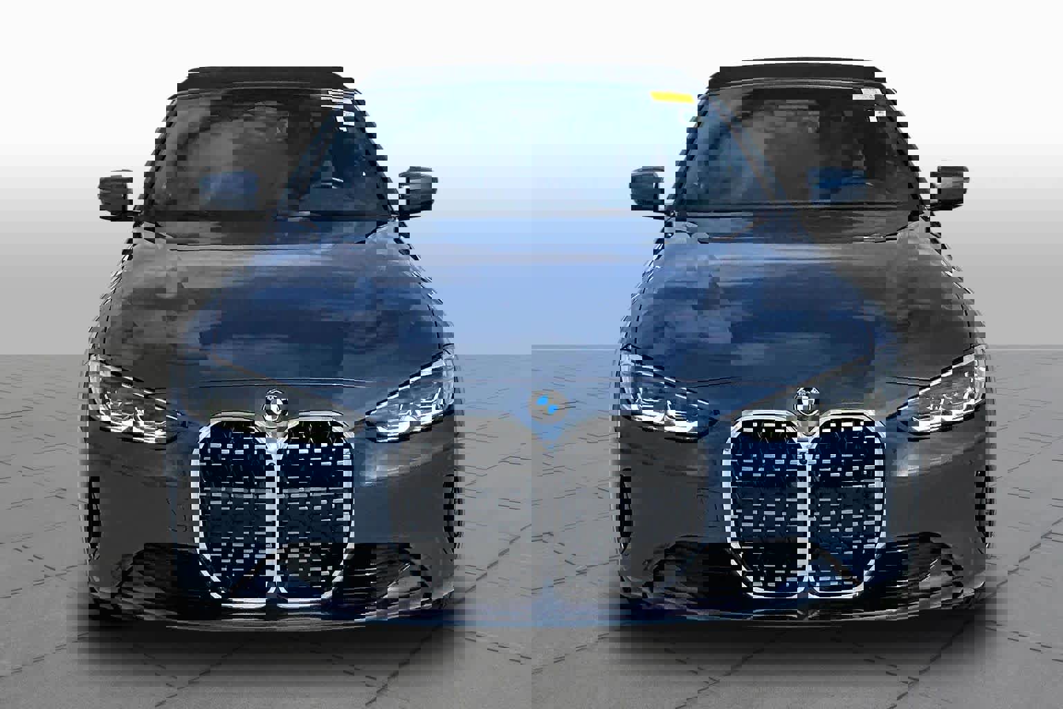 Used 2021 BMW 430i Convertible image 4