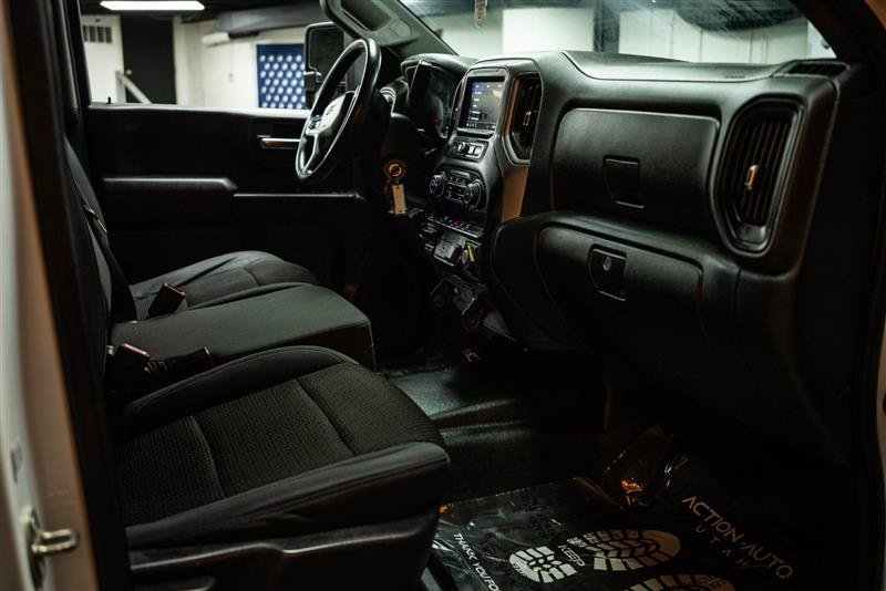 Used 2020 Chevrolet Silverado 2500 W/T w/ WT Convenience Package AWD/4WD image 11