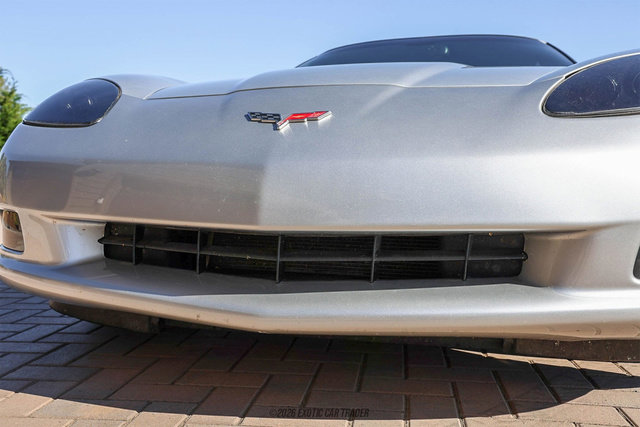 Used 2010 Chevrolet Corvette Coupe w/ 1LT image 51