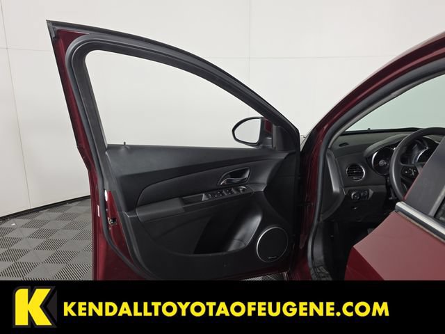 Used 2015 Chevrolet Cruze LT w/ Sun And Sound Package FWD image 19