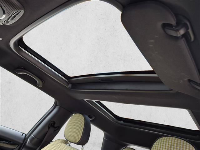Used 2024 MINI Cooper SE w/ MINI Resolute Edition FWD image 16