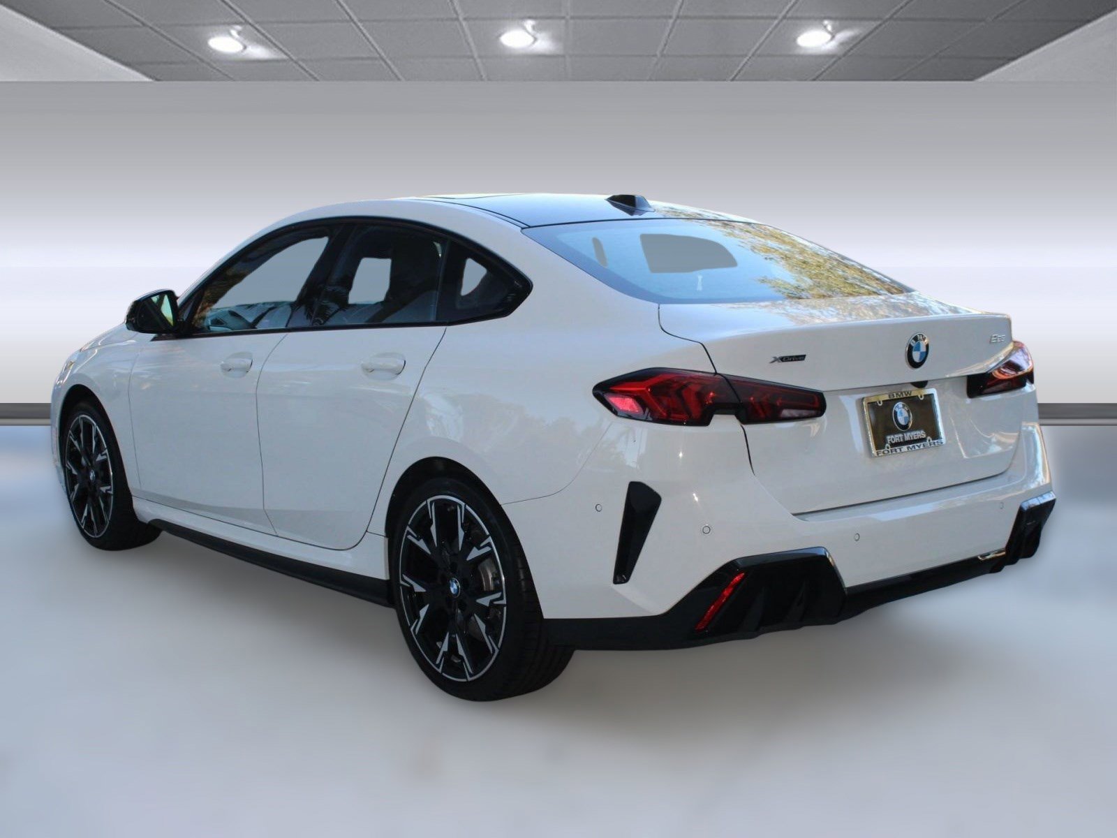 New 2026 BMW 228i xDrive w/ Technology Package image 3