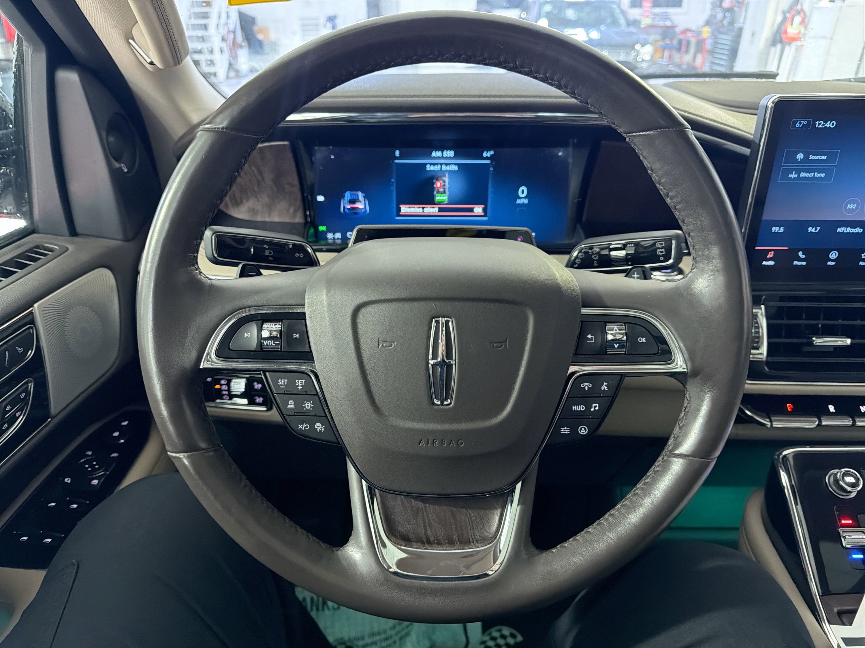 Used 2023 Lincoln Navigator L Reserve AWD/4WD image 13