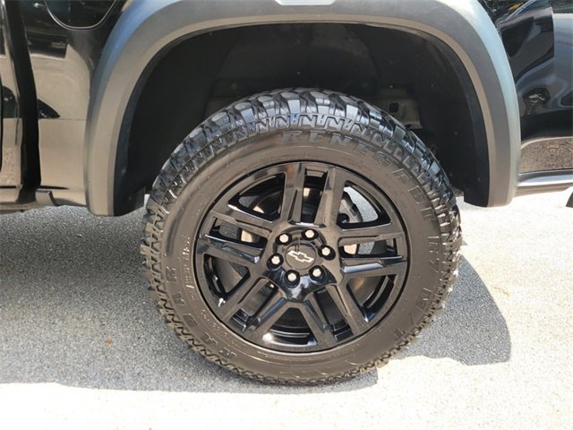 Used 2023 Chevrolet Colorado Trail Boss w/ Technology Package image 16