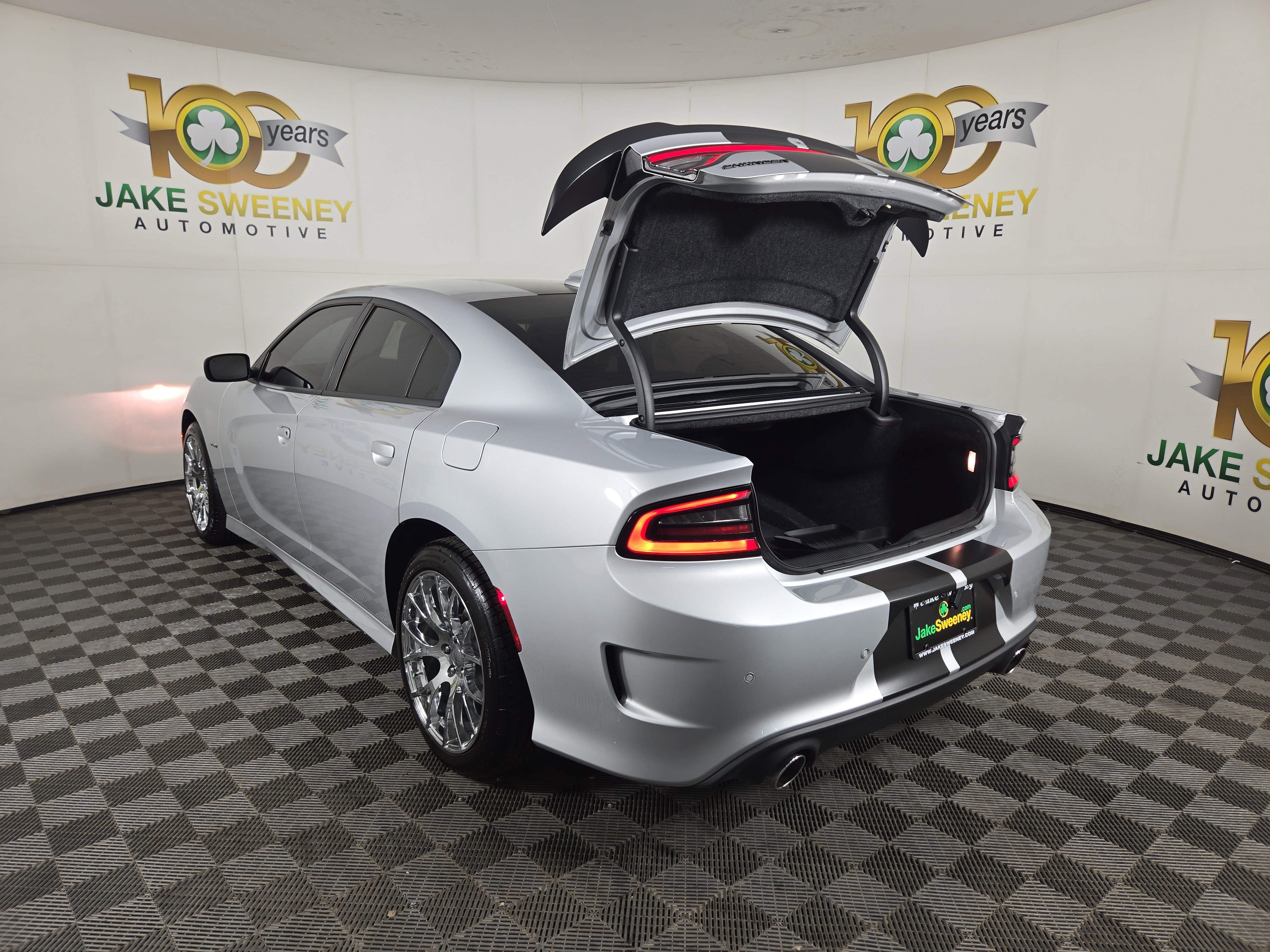 Used 2019 Dodge Charger R/T w/ Blacktop Package RWD image 29