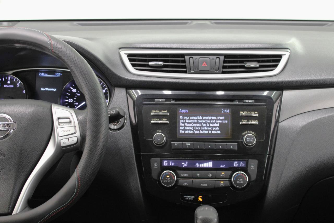 Used 2016 Nissan Rogue SV FWD image 50