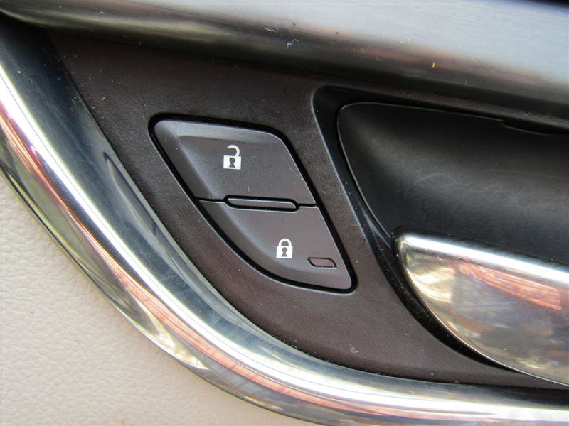 Used 2015 Cadillac ATS 2.0T AWD Sedan image 35