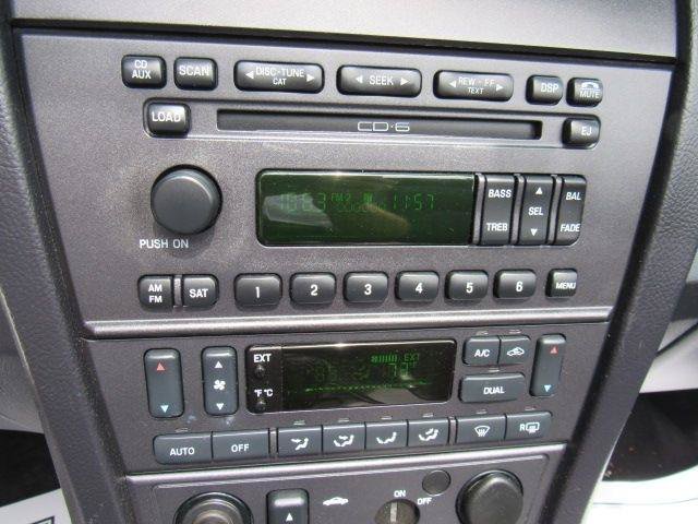 Used 2005 Ford Thunderbird RWD image 24