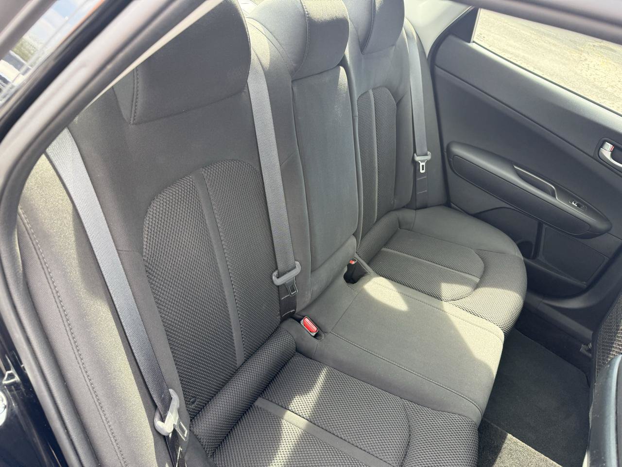 Used 2020 Kia Optima LX FWD image 22
