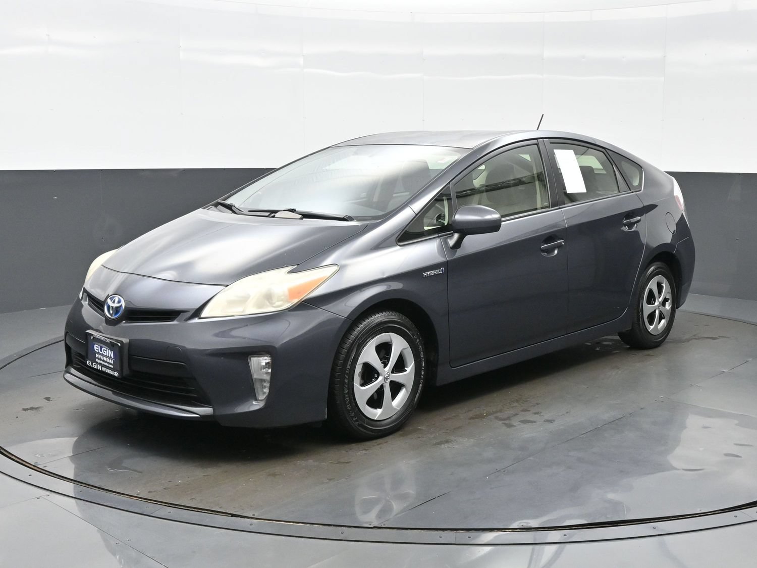 Used 2012 Toyota Prius Four FWD image 2