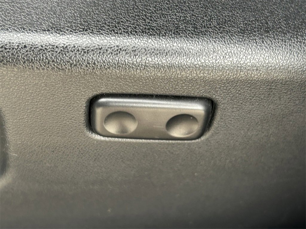 Certified 2020 Toyota Tacoma Limited image 24