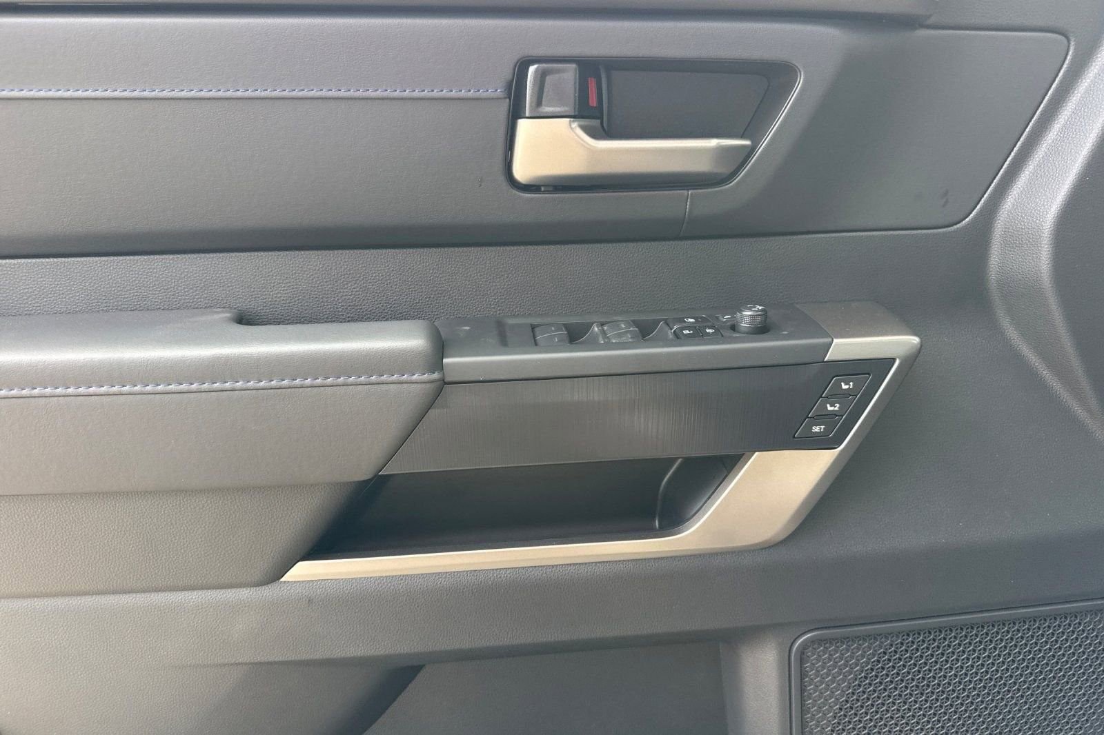 New 2026 Toyota Sequoia Platinum AWD/4WD image 19