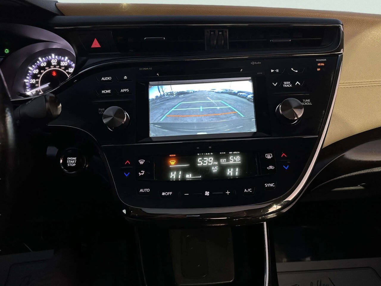 Used 2017 Toyota Avalon XLE Premium FWD image 24