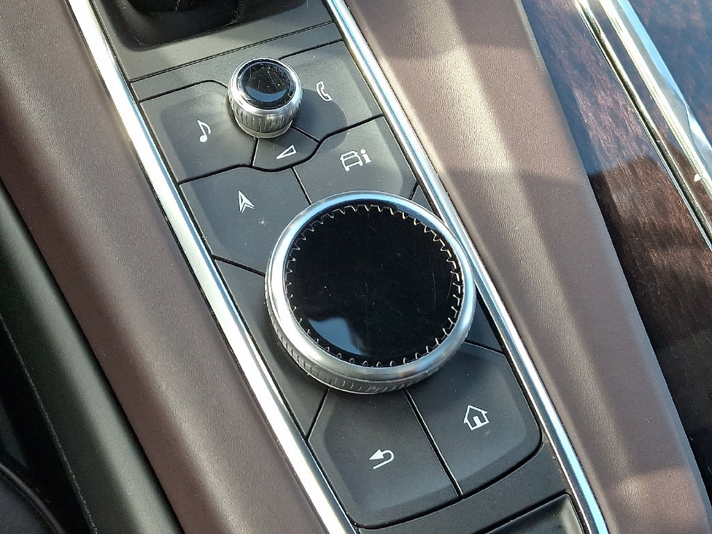 Certified 2022 Cadillac Escalade Sport Platinum w/ LPO, ONYX Package AWD/4WD image 28