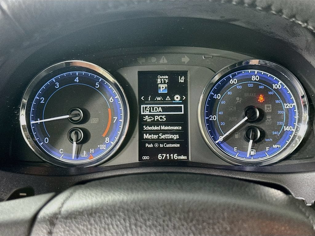 Used 2017 Toyota Corolla SE FWD image 23