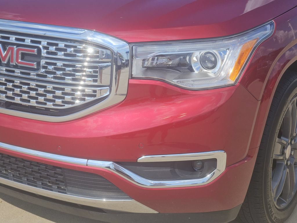 Used 2019 GMC Acadia Denali w/ Technology Package AWD/4WD image 13